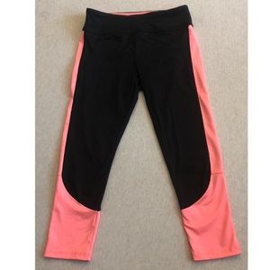 Forever 21 Active Crop Leggings Neon Pink & Black
